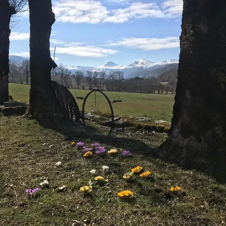 D’hôtes De Curières 3*