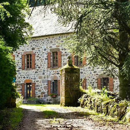 D'hotes De Curieres Bed & Breakfast