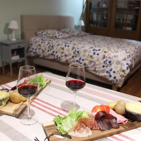 D’hôtes De Curières 3*