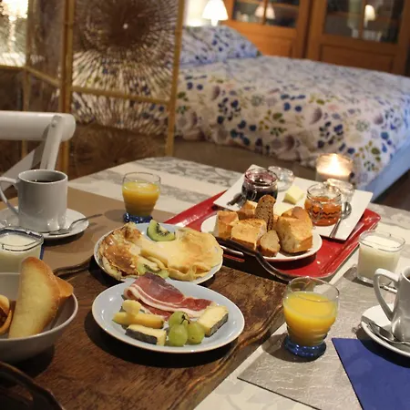 Bed & Breakfast D’hôtes De Curières 3*